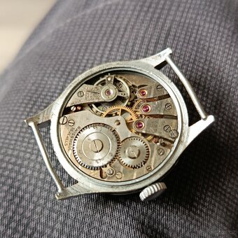 Vojenské švýcarské hodinky MERCEDES - 4