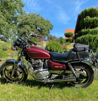 Honda CM400t - 4