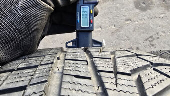 Zimní pneu 225/40/18 Hankook - 4