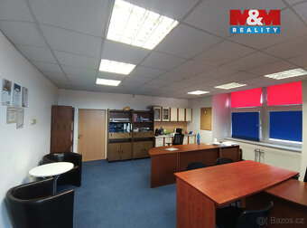 Pronájem komerčního objektu v Hradci Králové - 4