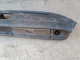 Mercedes W115 dily - 4