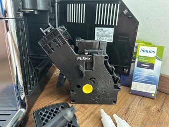 Philips 5000 Series - plně automatický kávovar - 4