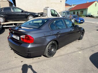 BMW 320I, 110 kW, N46B20B, A22 Sparkling Graphite Metallic - 4