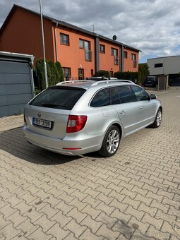 Škoda Superb 2.0 TDI DSG - 4