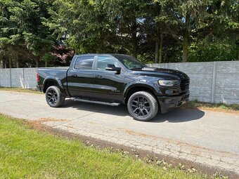 Ram 1500 5.7 hemi 5. Generace - 4