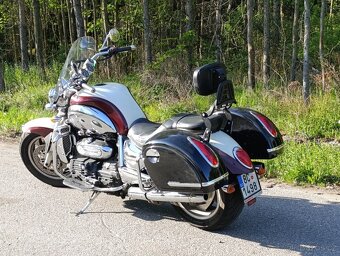 Triumph Rocket III Classic - 4