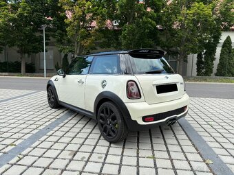 Mini Cooper S 1.6l 128 kW - 4