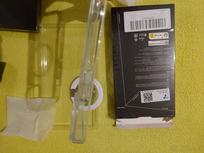 Zesílený průhledný magnetický obal na iPhone 14 - 4
