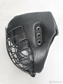 Nové přilby Fighter Shock vel. M - 4