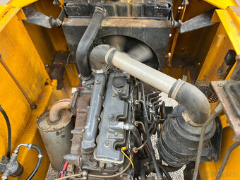 dumper thwaites 3t s otočným výklopem 218 000kč + DPH - 4