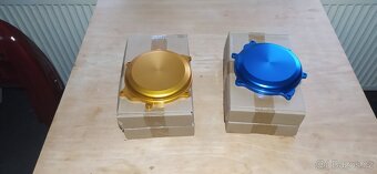 Eloxovana víka spojky na Suzuki DRZ 400 , SM 400 atd - 4