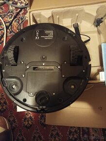 ROBOTICKÝ VYSAVAČ HOME - 4