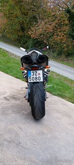 yamaha r1 r.v.2007 - 4