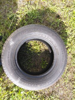 Pneu 235/65 R16C - 4