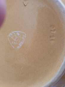 Retro závěsný značený keramický talíř - 4