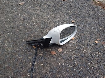 Pravý blatník, pravý zrcátko, poklice na Vw Passat b5.5 - 4