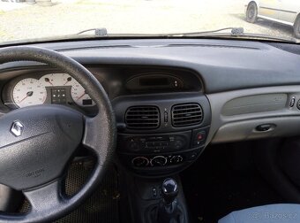 Renault Megane cabrio na ND r.v. 2006 - 4