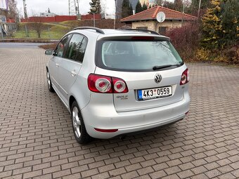 Volkswagen Golf Plus 1.6 TDI 2009 manuál - 4