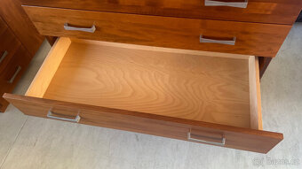 Komoda z masivu 3 - 4