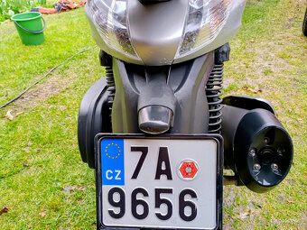 Piaggio Beverly 350 ABS/ASR - 4
