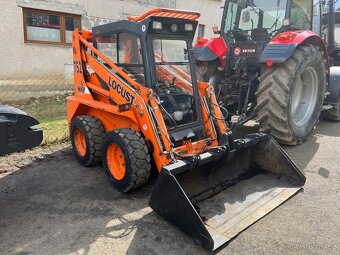 Predám šmykový nakladač LOCUST 752 - 4