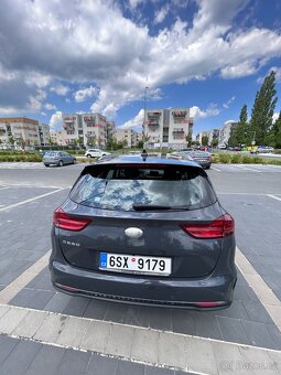 Kia ceed 1.6 crdi AUTOMAT - 4