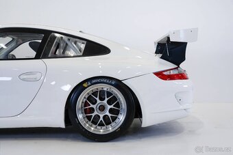 Porsche 911 GT3 997 - 4