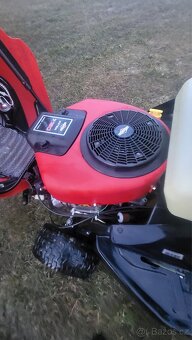 Prodám zahradní sekací traktor Seco Challenger - 4