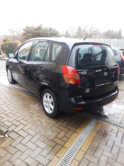 Corola Verso 1,8 16V VVTI - 4