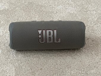 Prodám reproduktor JBL Flip 6. - 4
