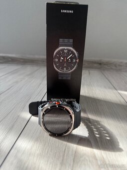 Samsung - 4