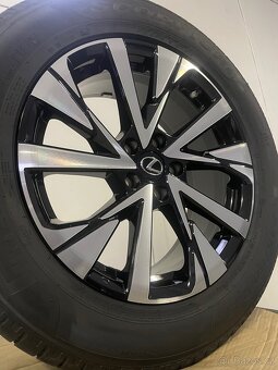 Original nové Lexus NX r18 + Pirelli 235/60/18 100% - 4