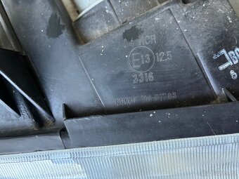 Mazda 323F BA přední světla - 4