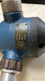 Pneumatická bruska PBU180 - 4