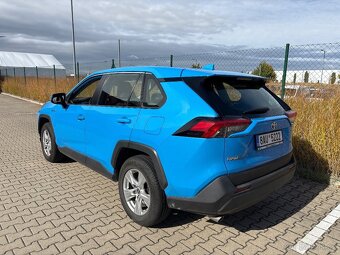 Toyota RAV4 Hybrid - 4