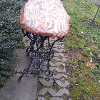 Stolek ze šicího stroje - 4