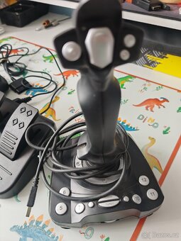 Volant s pedály k PS2 - 4