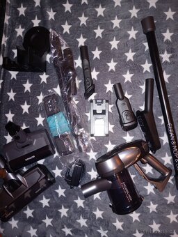 Tyčový vysavač Sencor 0725BK - 4