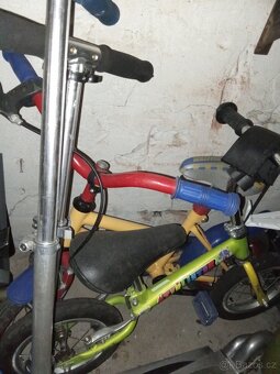 Prodám dětské odrážedlo, kolo a koloběžku - 4