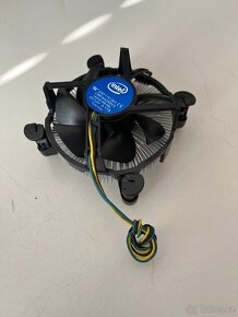 Prodám různé procesory s chladičem - 4