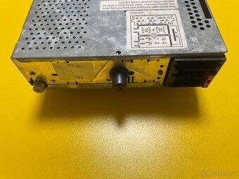 Škoda Gamma autorádio 1U0035186C oldtimer - 4