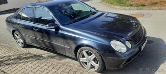 Mercedes w211c220cdi - 4