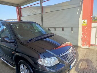 Chrysler Voyager - 4