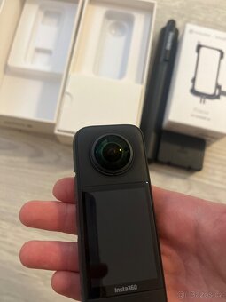 INSTA360 X3 + Smallrig frame + Stativ + 1x baterie navíc - 4