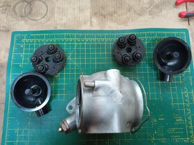 Rozdělovač Ford V8 - 4