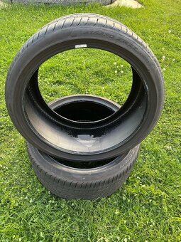 Dvourozměrná sada letních pneu Pirelli R22 - 4
