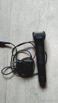 Holící strojek Philips Oneblade - 4
