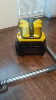 Prodám bezsačkovy vysavač ROWENTA 750W - 4