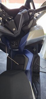 Honda Forza 125, TobBox 2021, modrá - 4