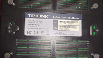 Router TP-Link TL-R860 – 8portový - 4